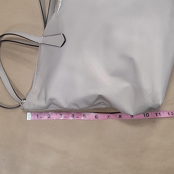 Kate Spade S362 Large Nylon Tote. Light Beige / Greige / Taupe. Used Condition. - Picture 9 of 16